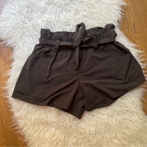 DONATED Athleta Paperbag Style Shorts | Size 4 | Tie Waist